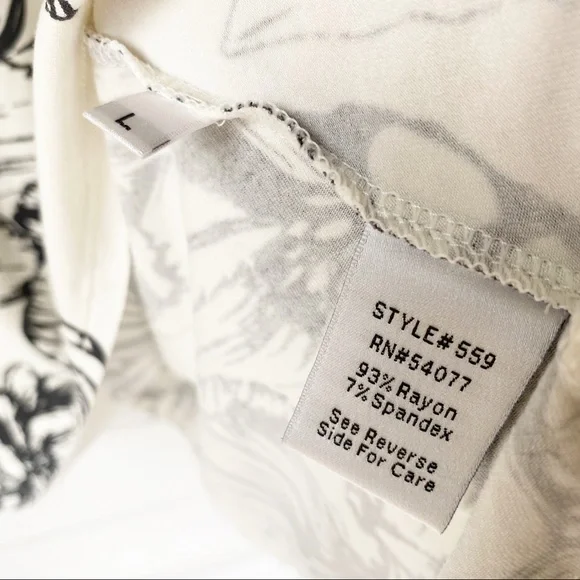 CAbi Butterfly Floral Long Sleeve Trapeze Tee L - Picture 6 of 7